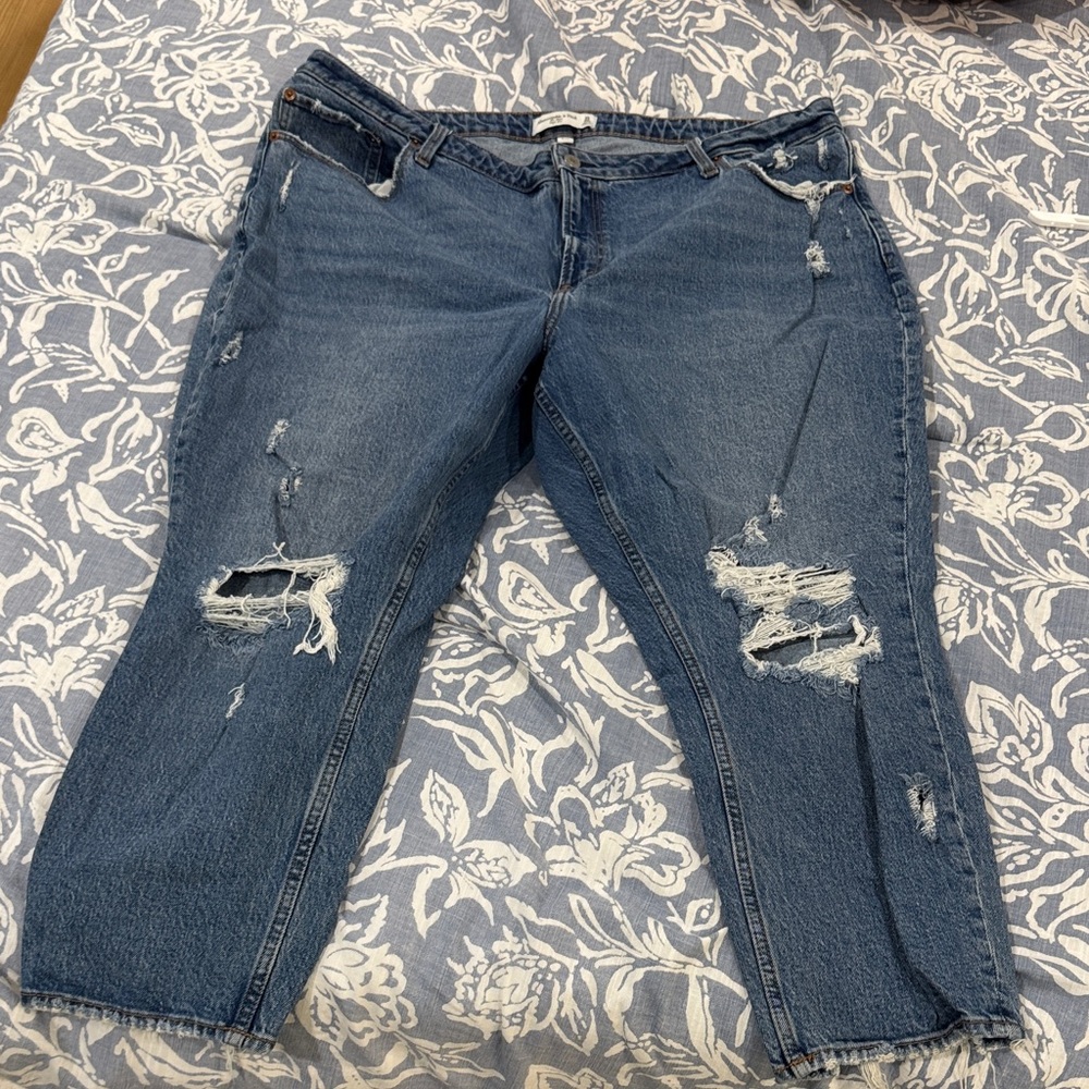 Abercrombie & Fitch High Rise Distressed Blue Jeans